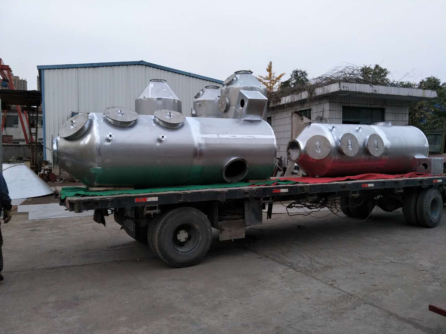 山東豪門鋁業(yè)棒爐、時效爐脫硝廢氣治理設備發(fā)貨